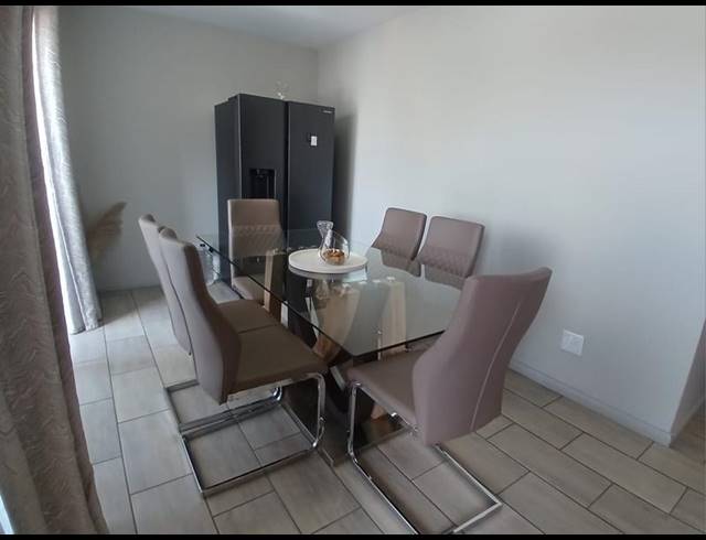 3 BEDROOM TOWNHOUSE FOR SALE IN ALBERTON NORTH